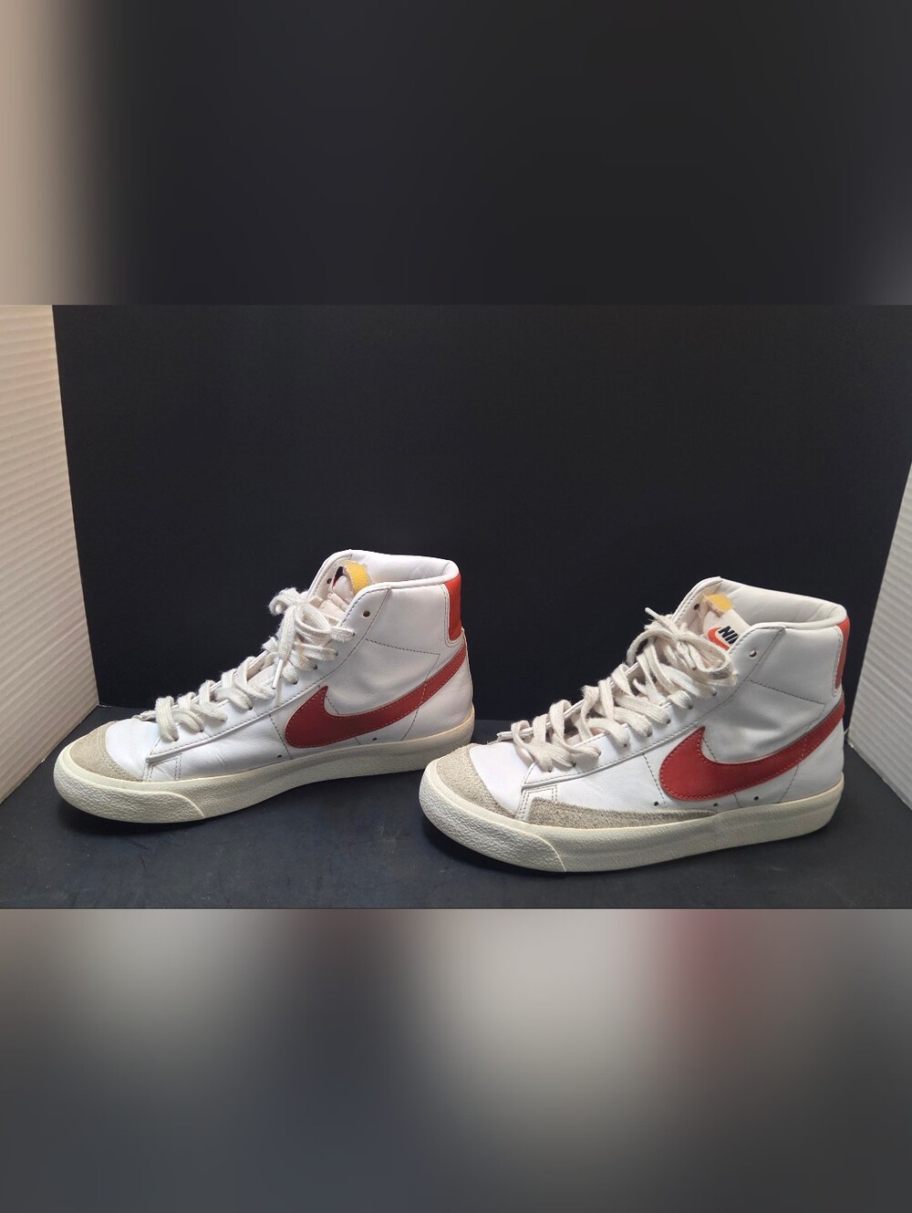 Nike Blazer Mid 77 White Mantra Orange Cinnabar DZ4408-100 Womens Size 8.5 0201